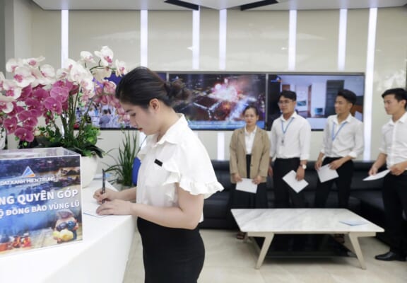 regal-group-va-nam-mien-trung-chung-tay-ho-tro-mien-bac-khac-phuc-hau-qua-bao-yagi