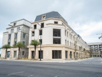 can-lien-ke-shophouse-4,5-tang-regal-legend-quang-binh-lk1-lk2